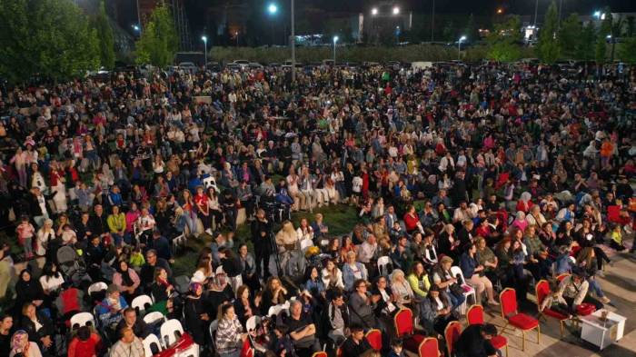 Balıkesir’de Gençlik Festivali Konserleri Büyük İlgi Gördü