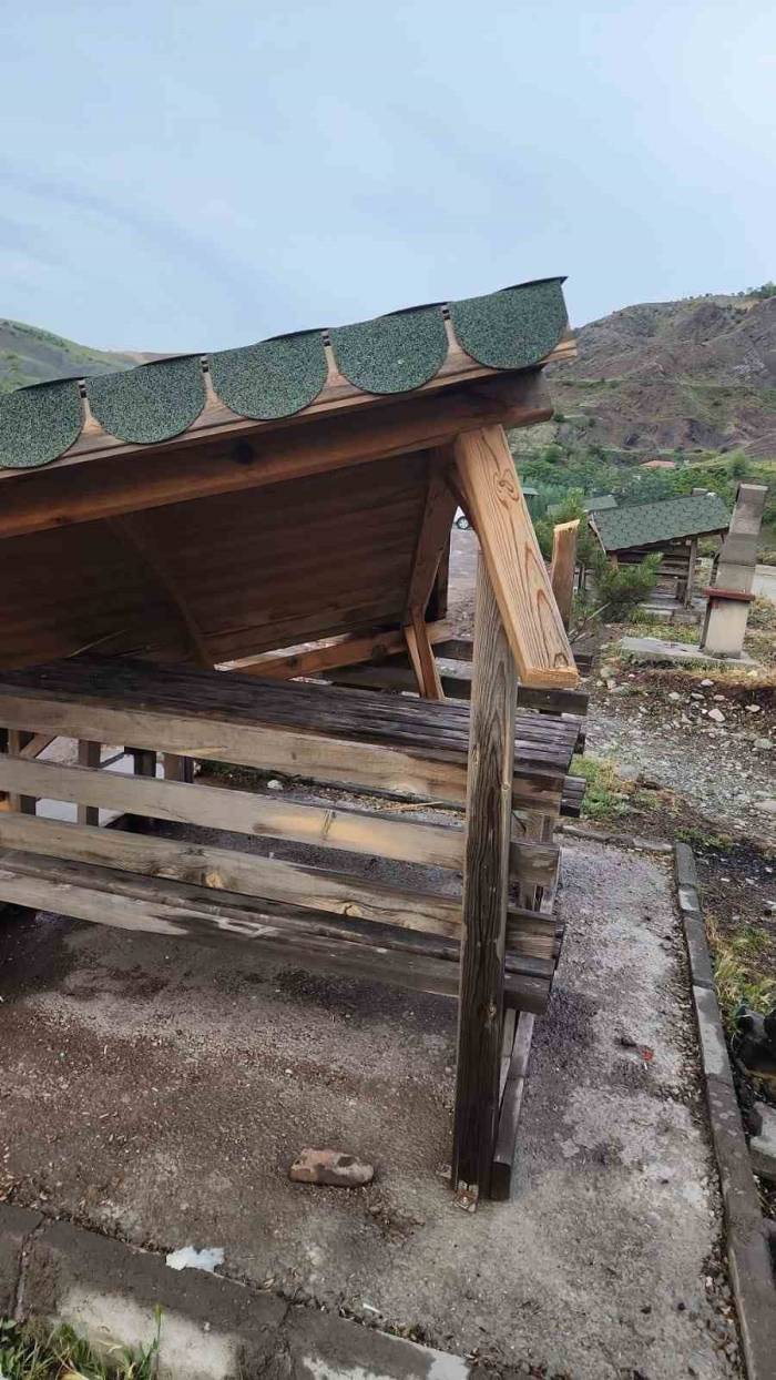 Palu’da Kamelyalar Örf Ve Adetlere Uygun Kullanılmadığı İçin Kaldırdı