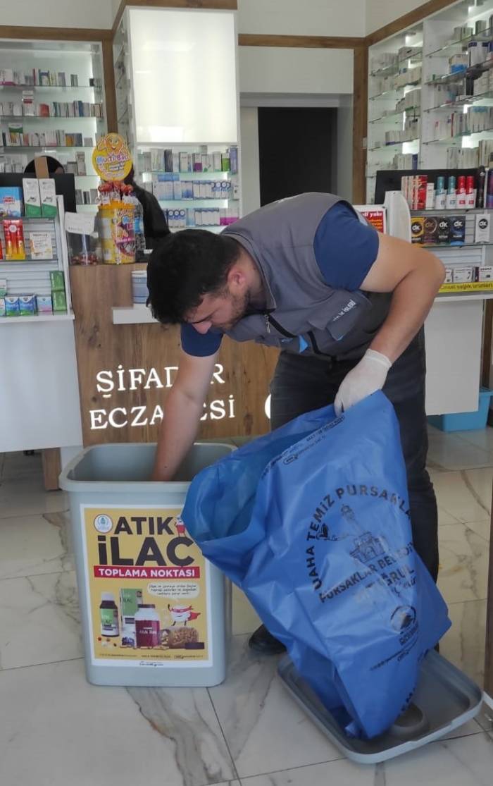 Pursaklar’da Atık İlaçlar Bertaraf Ediliyor