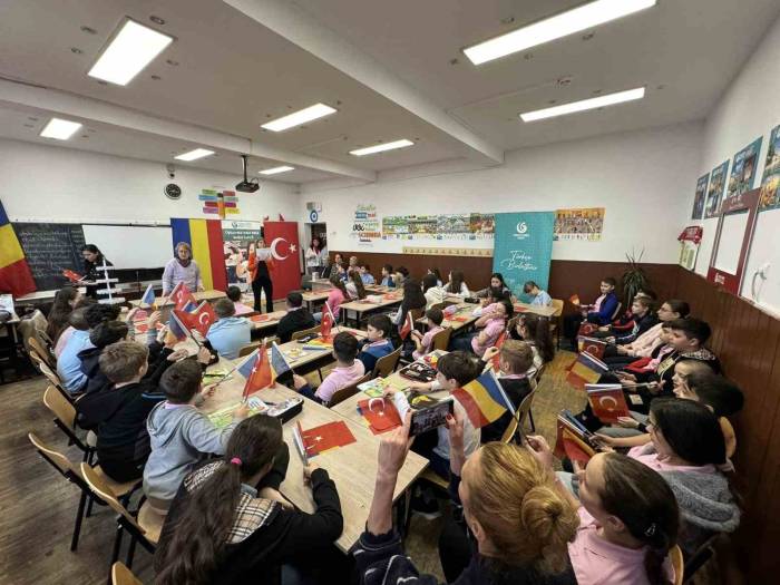 Yunus Emre Enstitüsü Başkanı Ateş: “Romanya Devlet Okullarında Türkçe Dersi İlkokul Birinci Sınıftan Lise Sona Kadar Her Sınıfta Seçilebilecek”