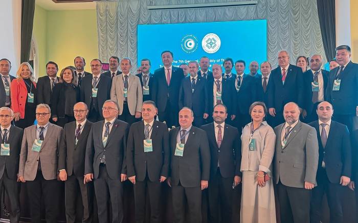 Rektör Çomaklı, Bakü’de Gerçekleşen Türkünib Toplantısına Katıldı