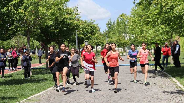 Elazığ’da 19 Mayıs Turnuvaları Düzenlendi