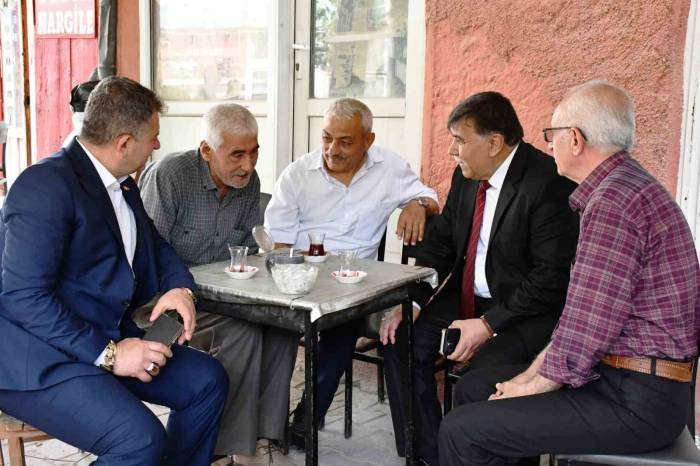 Emet Belediye Başkanı Koca, Esnaf Ve Halkla Bir Araya Geldi