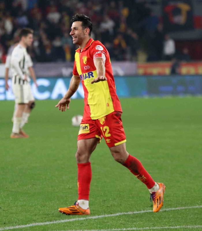 Göztepe, İsmail Köybaşı’nın Sözleşmesini Uzattı