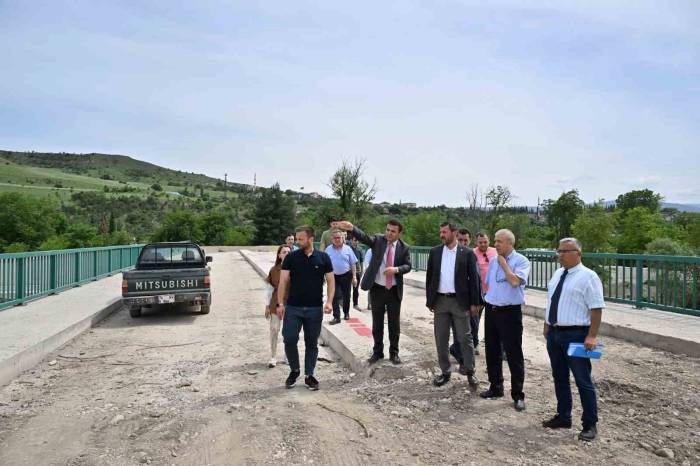 Başkan Çetinkaya Araç Çayı’nda İncelemelerde Bulundu