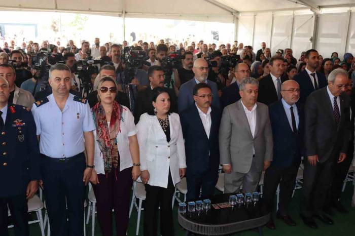 Vali Çiçek: "Kadın Kooperatifleri Büyük Bir Başarı Hikayesi"