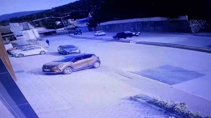 Tokat’ta Virajı Alamayan Araç Karşı Şeride Geçti: 2 Sürücü Yaralı