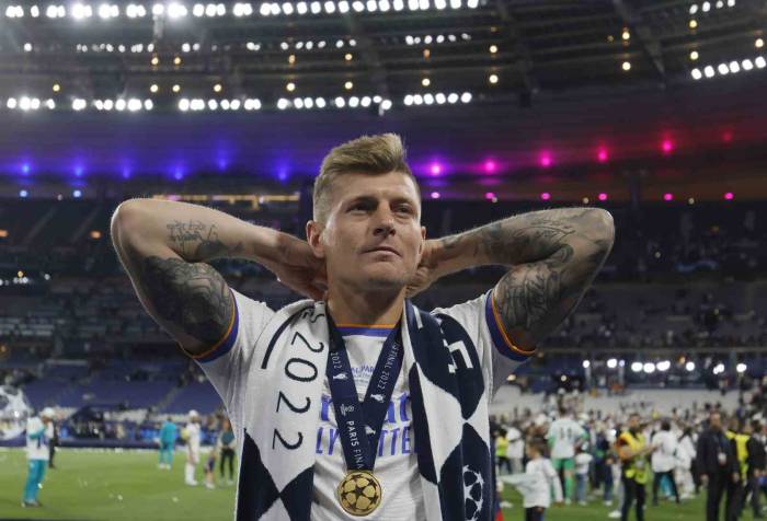 Real Madrid’in Alman Yıldızı Toni Kroos, Futbolu Bırakacağını Açıkladı