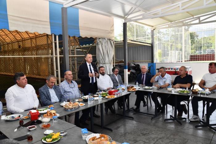 Başkan Balaban Kss Esnafının Sıkıntılarını Dinledi