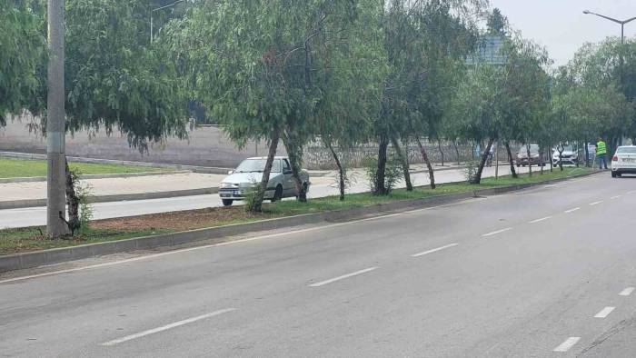 Otomobilin Çarptığı Genç Öğretmen Hayatını Kaybetti