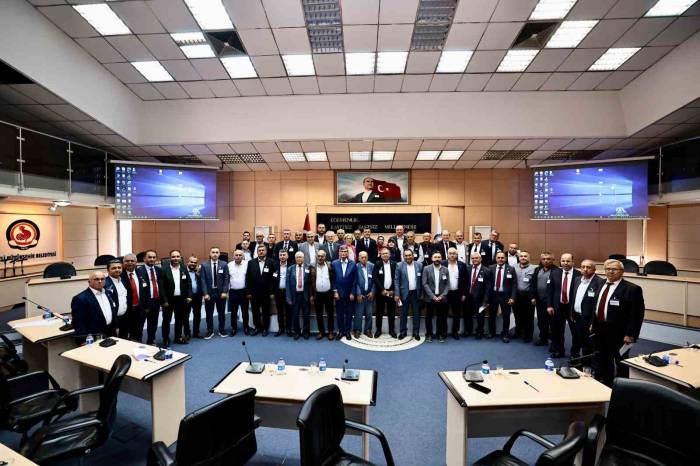 Başkan Çavuşoğlu: “Mahallelerimizde Bizim Gözümüz Kulağımız Olacaksınız”