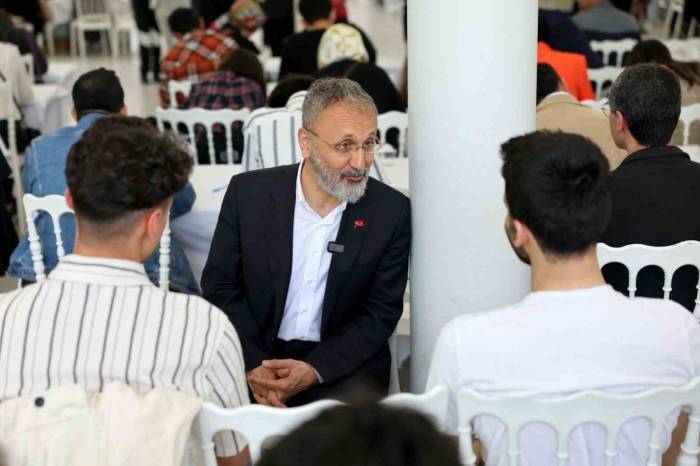 Esim Ve İbb İstihdam Ofisi İş Arayanlara Umut Oluyor