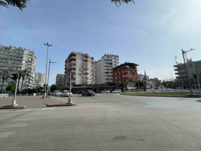 Adana’da Esnaf ’ölüm’ Kavşağına Çözüm İstiyor