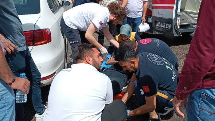 Devrilen Motosikletin Sürücüsü Yaralandı