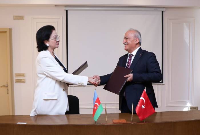 Rektör Çomaklı, Azerbaycan’dan İş Birlikleriyle Döndü