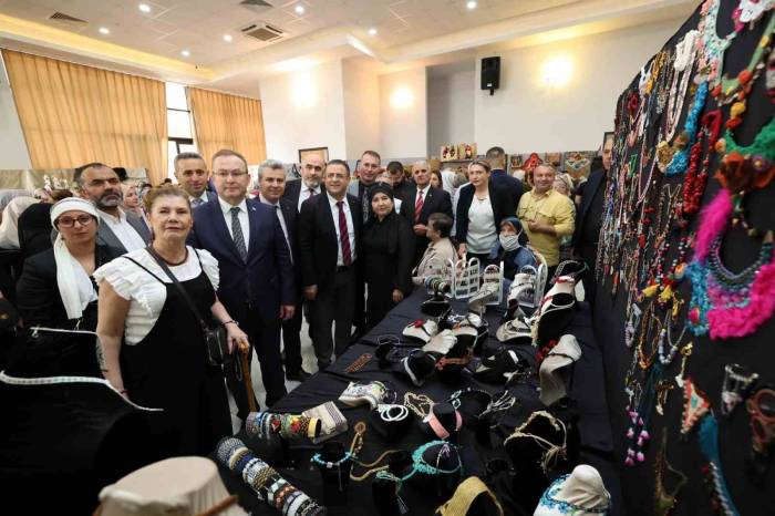 Başkan Gökçe’den Kursiyerlere: "Bu Kıymetli Eserleri Ekonomiye Kazandıracağız"