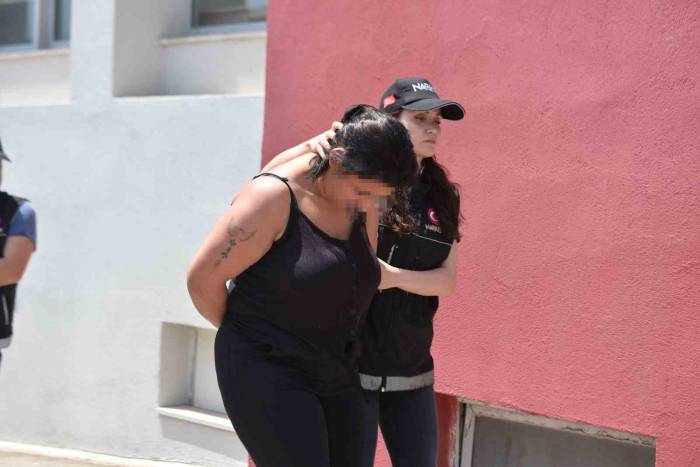 Evlerinden Uyuşturucu Çıkan Kadın Ve Erkek Serbest Kaldı