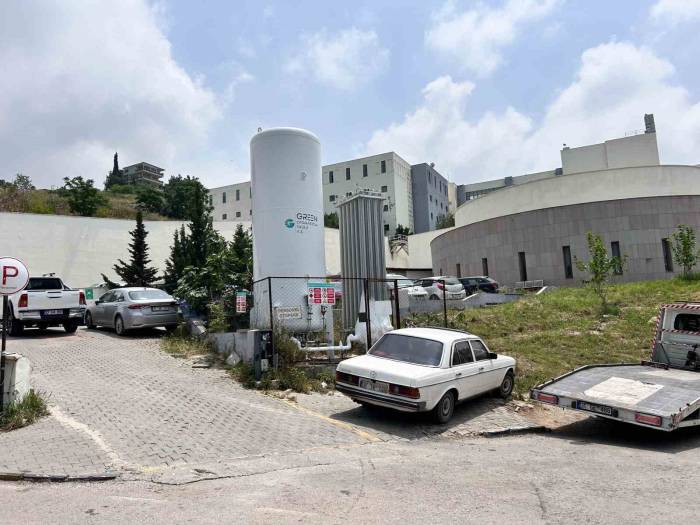 Hastaları Ölümle Burun Buruna Getiren Hırsız Tutuklandı