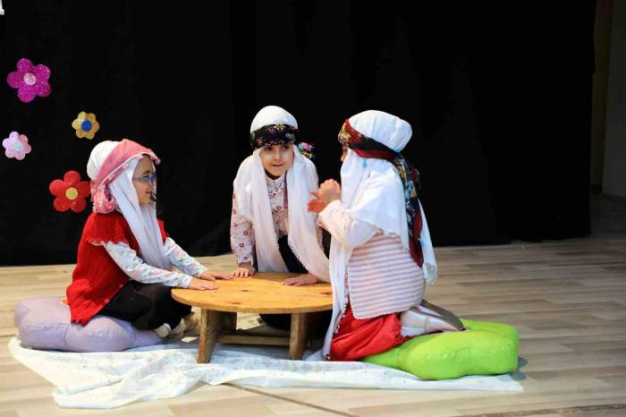 Hayrat Çocuk Kulübü Yıl Sonu Yeteneğini Sergiledi