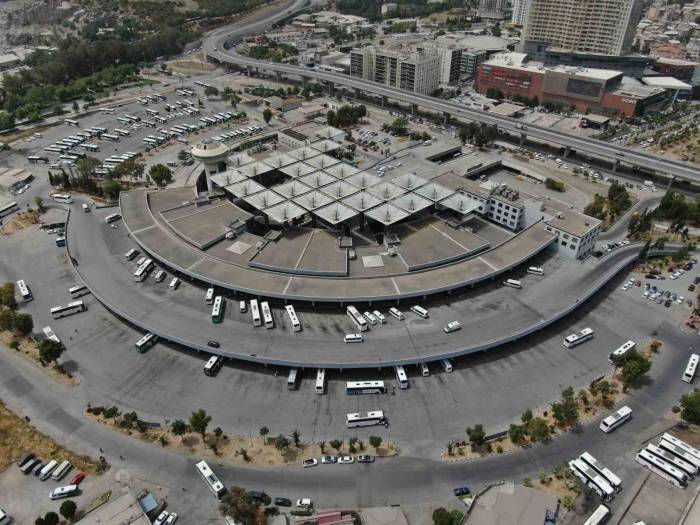 İzmir Otogarında Tadilat Başladı, Firma Ve Belediye Arasında Buzlar Eridi