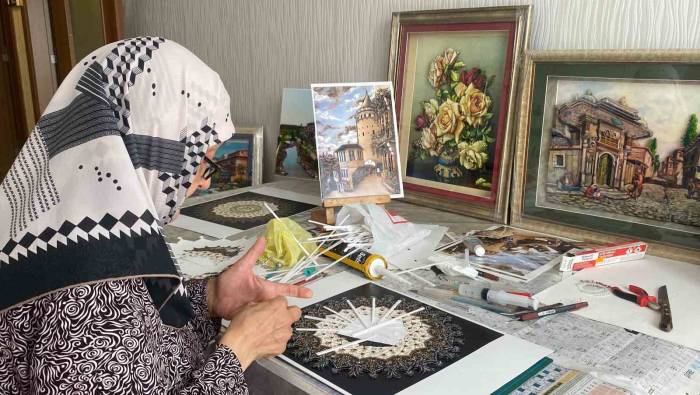 Eşinin Acısını Sanatı İle Dindirdi