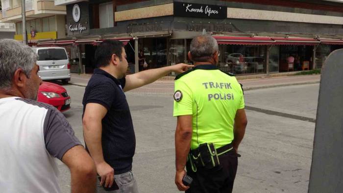 Küçük Kızların Motosiklet Tutkusu Hastanede Bitti