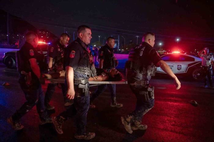 Meksika’da Devlet Başkan Adayının Mitinginde Sahne Çatısı Çöktü: 9 Ölü