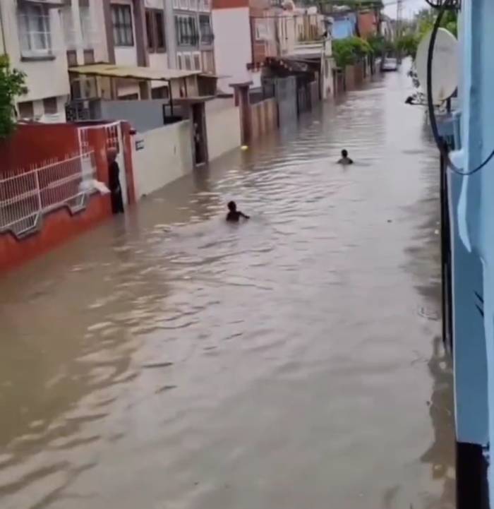 Sulama Kanalı Değil Yol