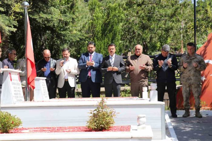 Şehit Murat Sarıgül, Şehadetinin 8’inci Yılında Kabri Başında Anıldı