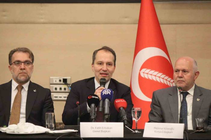 Fatih Erbakan, "Biz Sokak Hayvanların Uyutulmasına Kesinlikle Karşıyız"