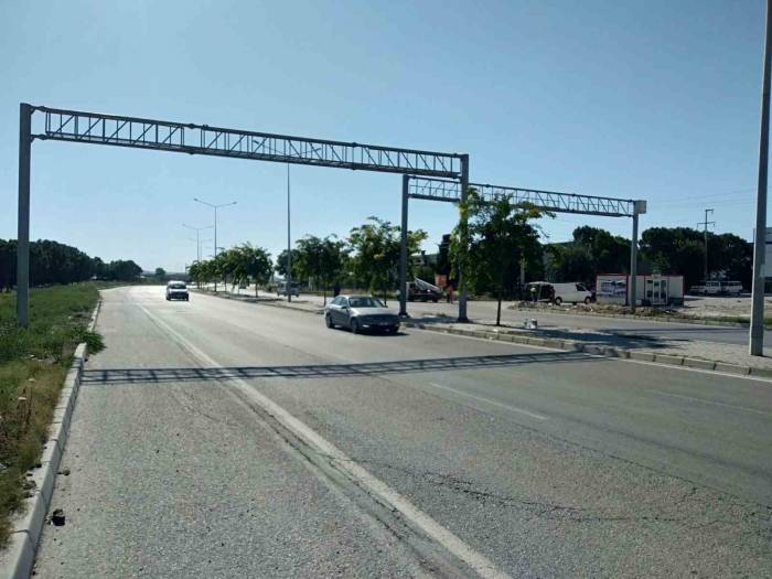 Denizli’de Trafik Kuralı İhlalleri Kgys İle Tespit Ediliyor