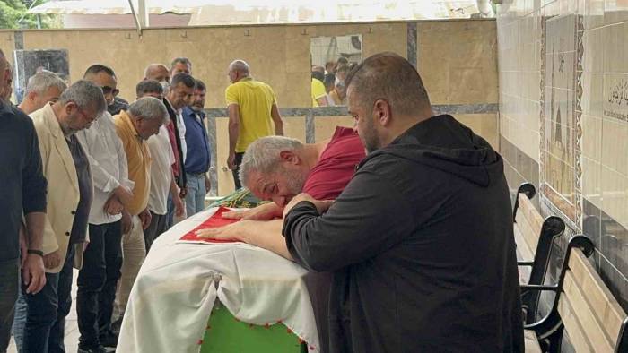 Nefes Borusuna Yemek Kaçması Sonucu Vefat Eden Minik Kız Son Yolculuğuna Uğurlandı