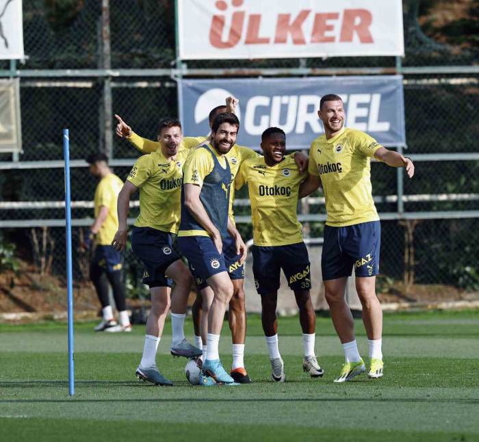 Fenerbahçe, İstanbulspor Maçı Hazırlıklarını Tamamladı