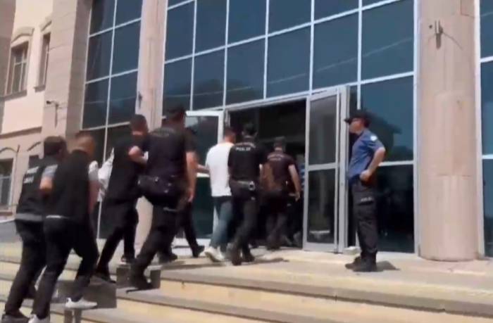 Kahramanmaraş’ta Şafak Vakti Uyuşturucu Operasyonu: 21 Tutuklama