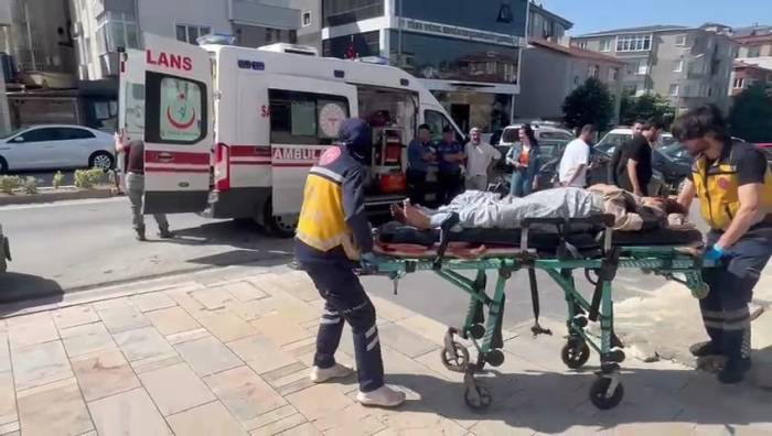 Otel Kapısında Doğum Yaptı