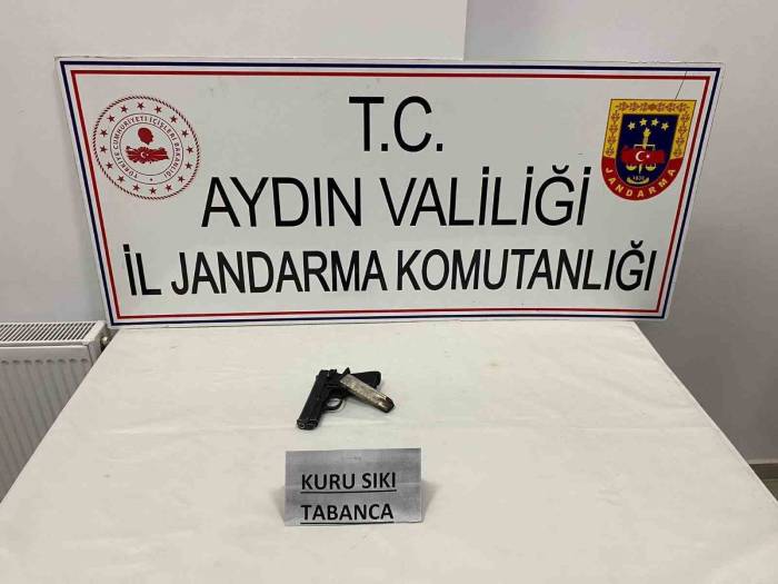 Aydın’da Ruhsatsız Silah Ele Geçirildi: 7 Gözaltı