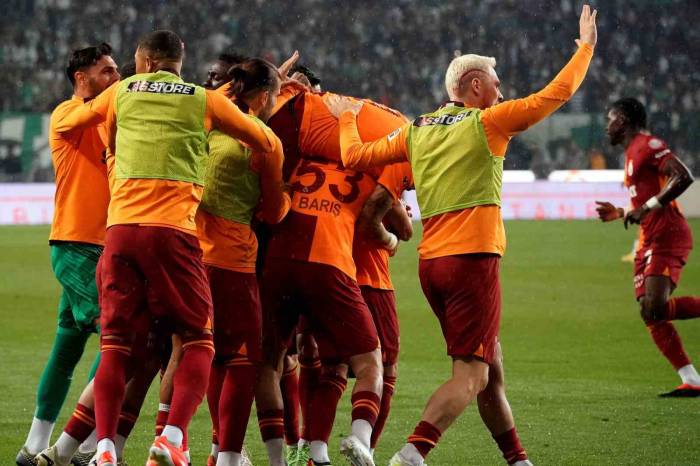 Galatasaray 24. Kez Şampiyon