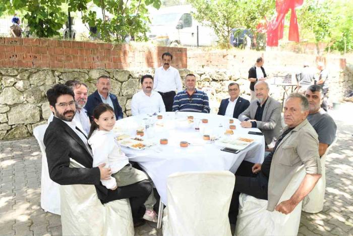 Başkan Hakan Şehirli, Kırsalda Vatandaşlarla Buluştu