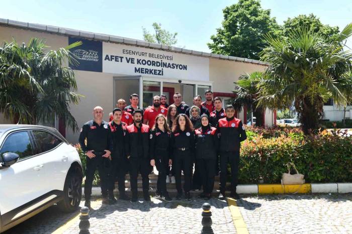 Esenyurt’un Kahramanları Muhtemel Afetlere Hazır