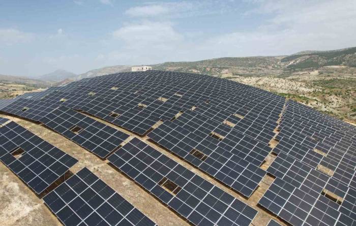 Adıyaman Güneşini Enerjiye Çeviriyor