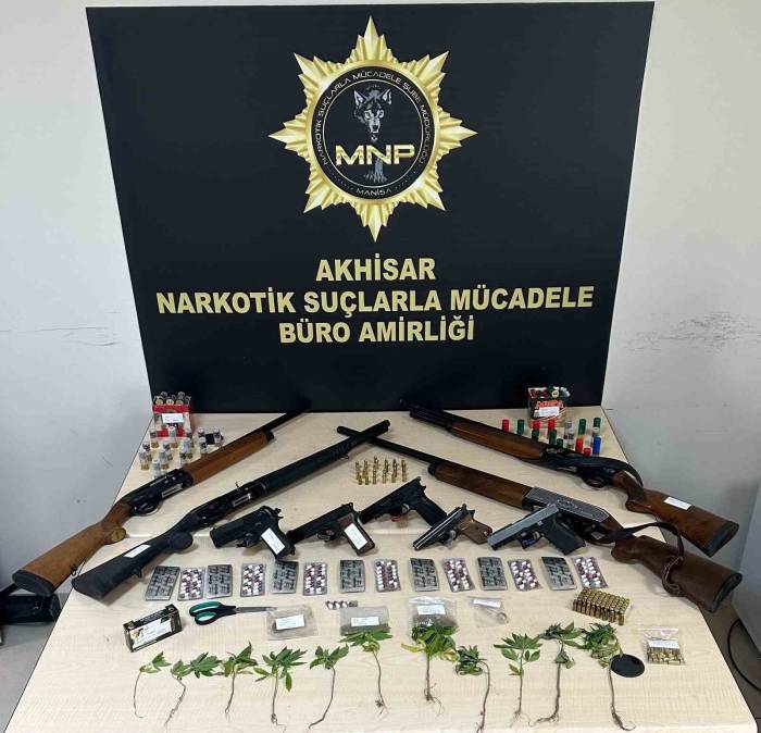 Manisa Emniyetinden Uyuşturucu Operasyonu: 11 Gözaltı
