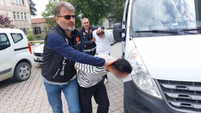 Uyuşturucu Operasyonunda 2 Kişi Adliyeye Sevk Edildi