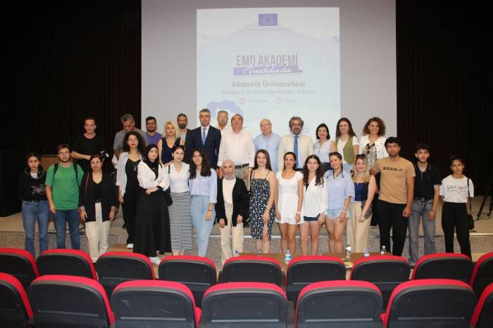 Akdeniz İletişim Fakültesi’nde Ekonomi Muhabirleri Semineri