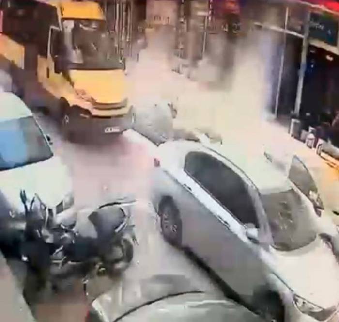 İstanbul’da Oyun Salonu Önünde Uzun Namlulu Cinayet Anı Kamerada: Saldırganlar Yakalandı