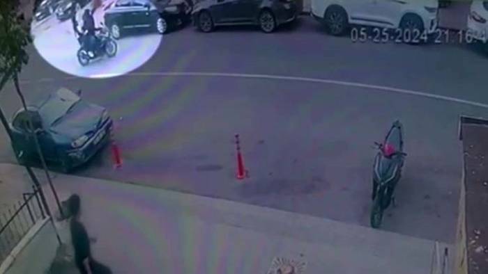 Küçükçekmece’de İş Yerine Ses Bombası Atan Şahıslar Gözaltına Alındı