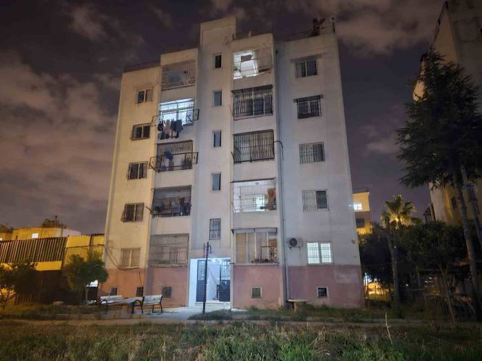 Boşandığı Karısının Kız Kardeşini Ağır Yaralayıp, Erkek Arkadaşını Öldürdü