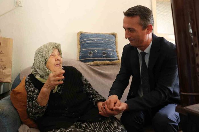 Polisleri Çay İçmeye Davet Etmişti, Şehit Annesi Son Yolculuğuna Uğurlandı