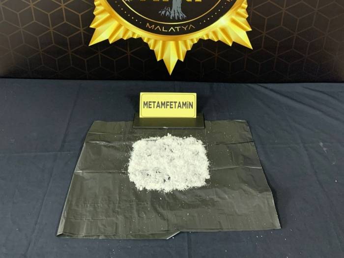 Malatya’da Zehir Tacirlerine Operasyon: 5 Tutuklama