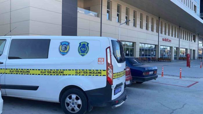 Sağlık Bakanlığı’na Bağlı Bilirkişiler Burdur Devlet Hastanesi’nde İncelemelerde Bulundu