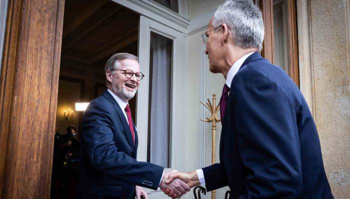 Nato Genel Sekreteri Stoltenberg Prag’da